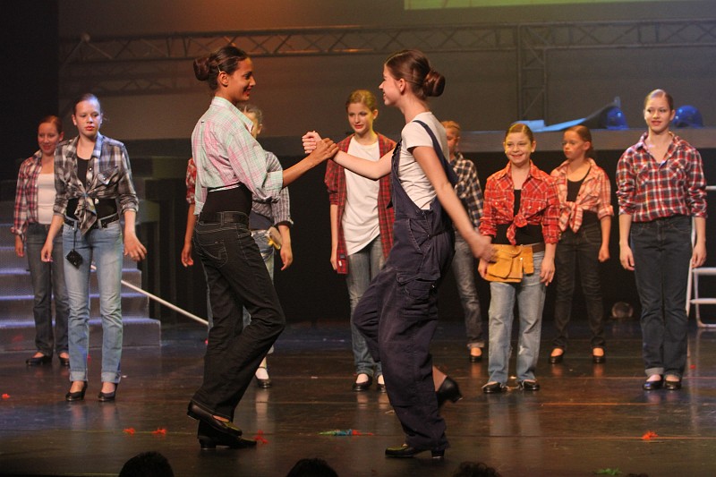3B 83.JPG